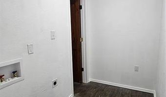 306 G St SE, Ardmore, OK 73401