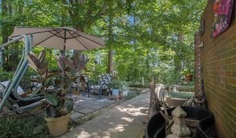 2367 Henderson Mill Rd NE 8, Atlanta, GA 30345
