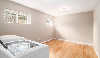 28 Rollingwood Dr 28, Brookfield, CT 06804