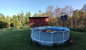 28 Cedar Ln, Cambridge, VT 05464