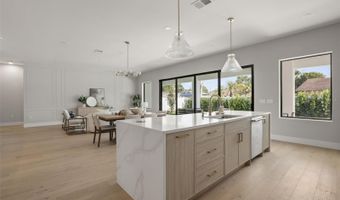 1326 W NEW HAMPSHIRE St, Orlando, FL 32804