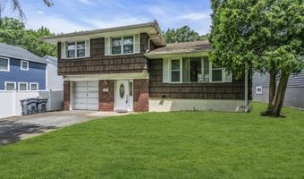 103 Hallberg Ave, Bergenfield, NJ 07621