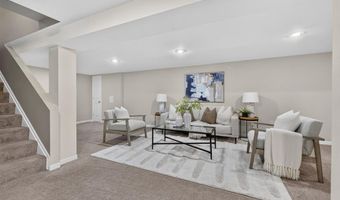 1115 Shadowoak Dr, Ballwin, MO 63021