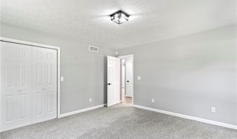 934 E Crothersville Rd, Austin, IN 47102