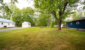 9378 Lemon St, Angola, NY 14006