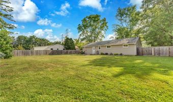 140 Haussauer Rd, Amherst, NY 14068