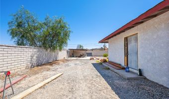 2332 Hummingbird Ln, Bullhead City, AZ 86442