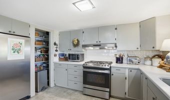 44 Sandy Pond Rd, Ayer, MA 01432