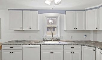 5 Hammock Pkwy, Clinton, CT 06413