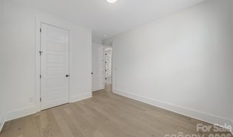 1016 Rockway Dr, Charlotte, NC 28205