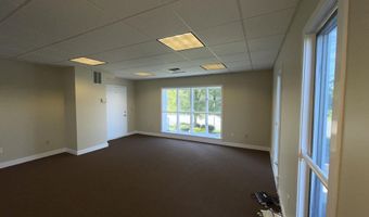 129 Airport Rd 3, Barnstable, MA 02630