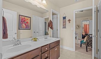 1032 Drakes Xing, Anderson, SC 29625