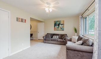 5 Whitewood Ct, Beech Grove, IN 46107