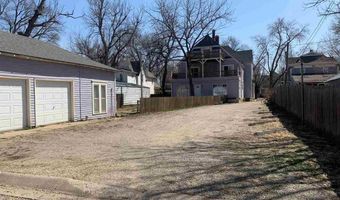 820 NW 3rd St, Abilene, KS 67410