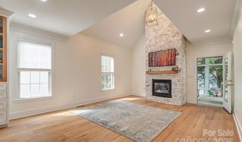 8 Flowering Cherry Dr, Asheville, NC 28805