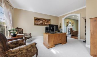238 Pointe Lucerne Ct, Ballwin, MO 63011