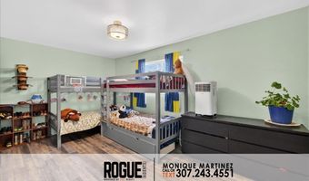 1960 Prairie Ln, Bar Nunn, WY 82601