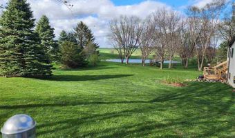 12 Greenview Dr, West Branch, IA 52358