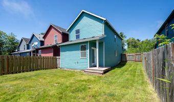 8465 S HOLLYHOCK St, Rockaway Beach, OR 97136