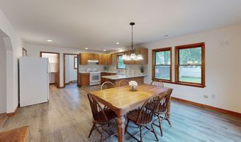 20 Hickory St, Danbury, CT 06810