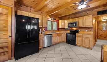 22519 ROBBINS Rd, Astatula, FL 34705