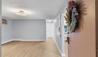 20 Colonial Dr 10, Andover, MA 01810