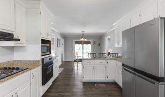 2280 Solitude Rd, Albertville, AL 35950