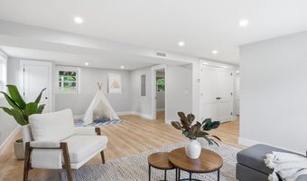 11 Bromfield Rd, Acton, MA 01720