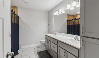 3510 NW Reinhart Dr, Ankeny, IA 50023