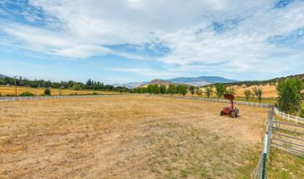 5597 Highway 66, Ashland, OR 97520