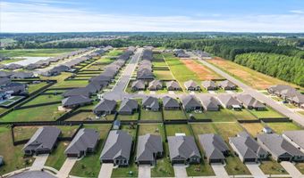 26304 Kennesaw Bluff Dr, Athens, AL 35613