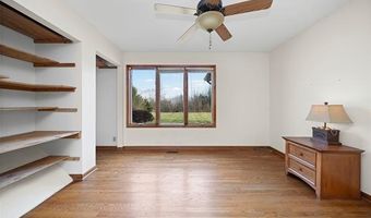 1135 Holmes Rd, Allenton, MI 48002