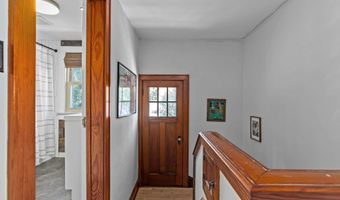 1613 N DIVISION St, Appleton, WI 54911