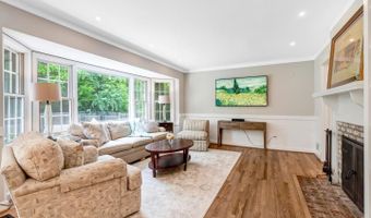 3602 SOUTH Pl #2, Alexandria, VA 22309