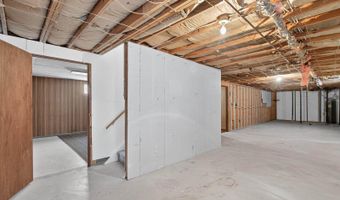 803 Eisenhower St, American Falls, ID 83211