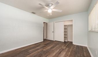 1549 LINWOOD Dr, Clearwater, FL 33755