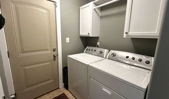 8498 Seattle Slew Ln, Indianapolis, IN 46217