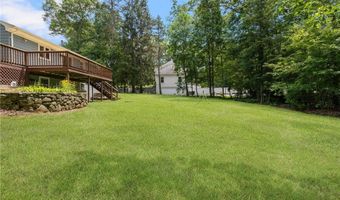 14 Bishop Hill Rd, Johnston, RI 02919