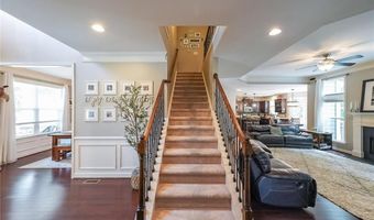 633 Wexford Ct, Acworth, GA 30102