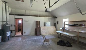8526 SE 70th Ter, Baxter Springs, KS 66713