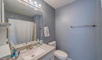 3166 SW Arlan Ln, Ankeny, IA 50023