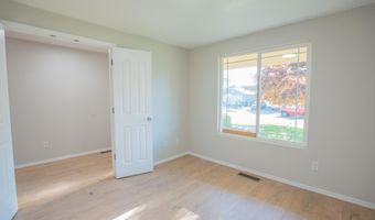 399 Breezy Way NE, Albany, OR 97322
