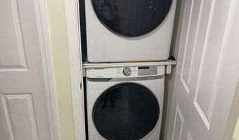 125 Garden Dr, Bridgeport, CT 06606