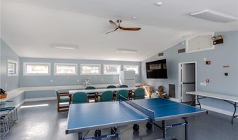 40 Web Ave 18, North Kingstown, RI 02852