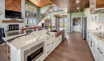 6792 Maine Rd, Anton, TX 79313