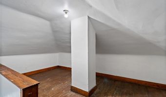 378 Cross St, Akron, OH 44311