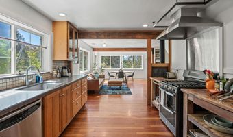 3875 Albion Little River Rd, Albion, CA 95410