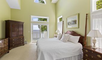 155 Bayside Dr, Belfast, ME 04915