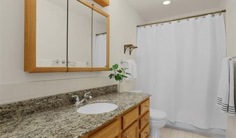 706 Eaglebrooke Dr, Ballwin, MO 63021