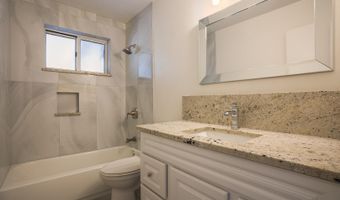 425 Graceland Dr SE, Albuquerque, NM 87108